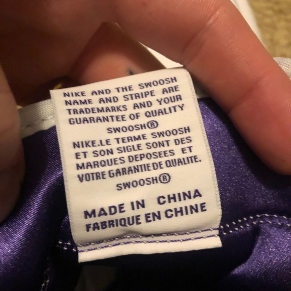 Jordan 1 Retro High Court Purple - Picture 4 of 10